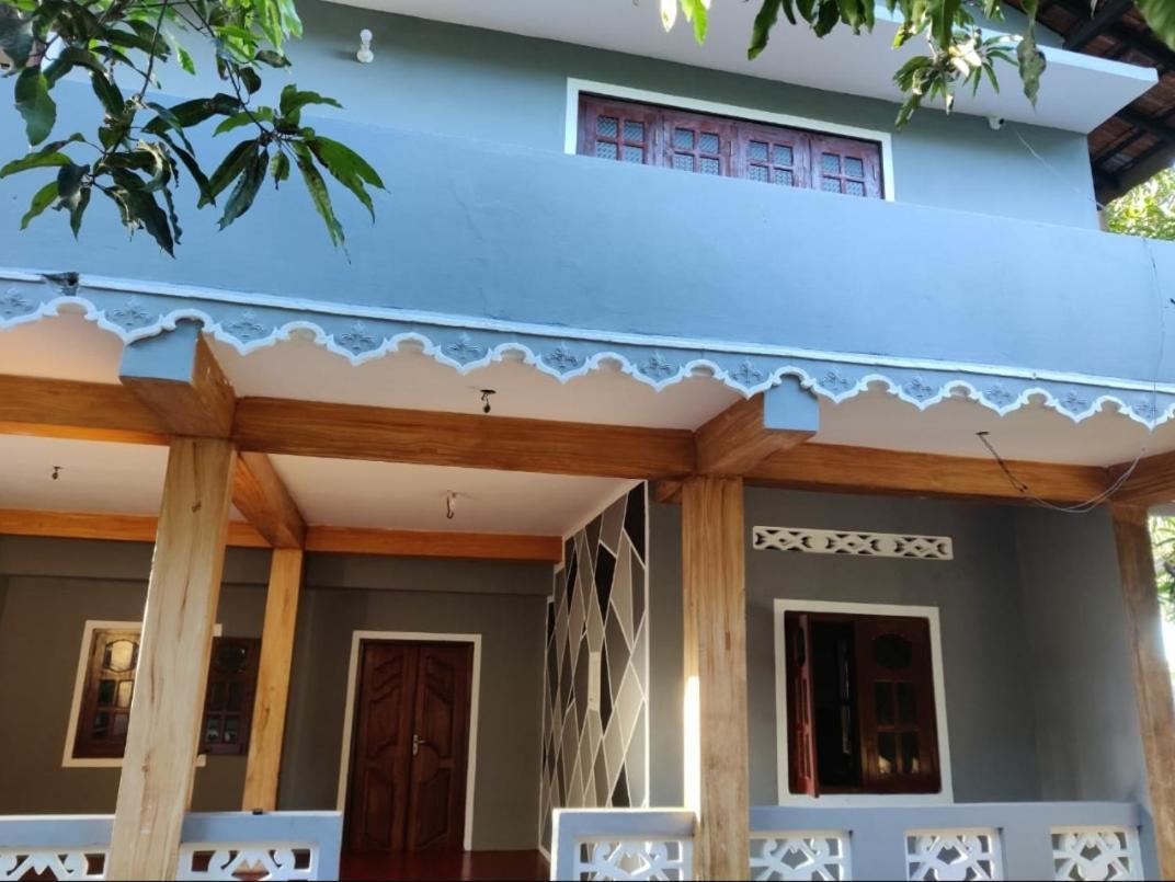 Enoch Guest House Mannar Exterior photo
